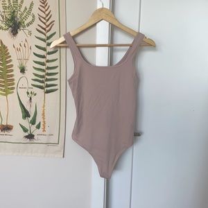 NWOT Abercrombie 90s Seamless Bodysuit